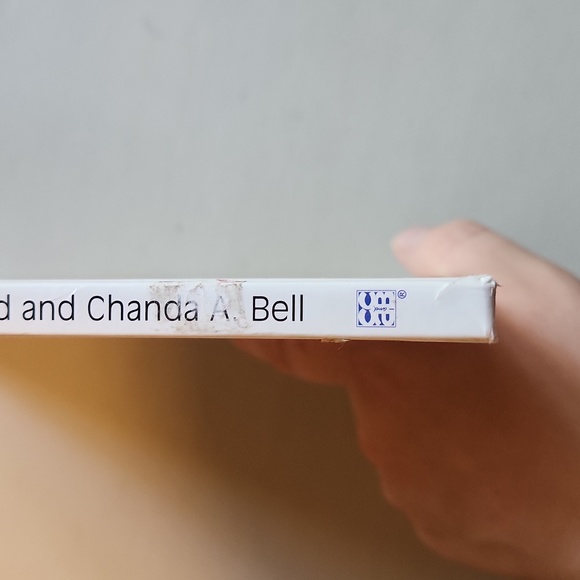 Elf on the Shelf Christmas & Birthday Hardcover Books - Picture 4 of 8